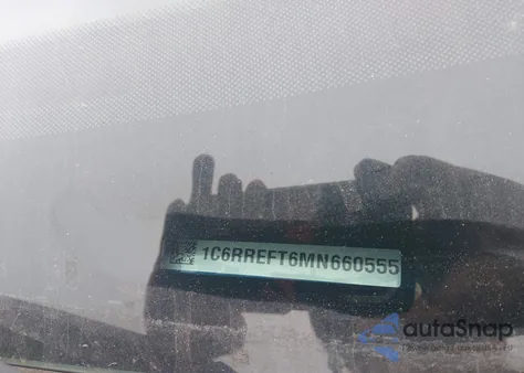 2021 Ram 1500 Lone Star 4X2 5'7 Box z USA, uszkodzony, nr VIN 1C6RREFT6MN660555